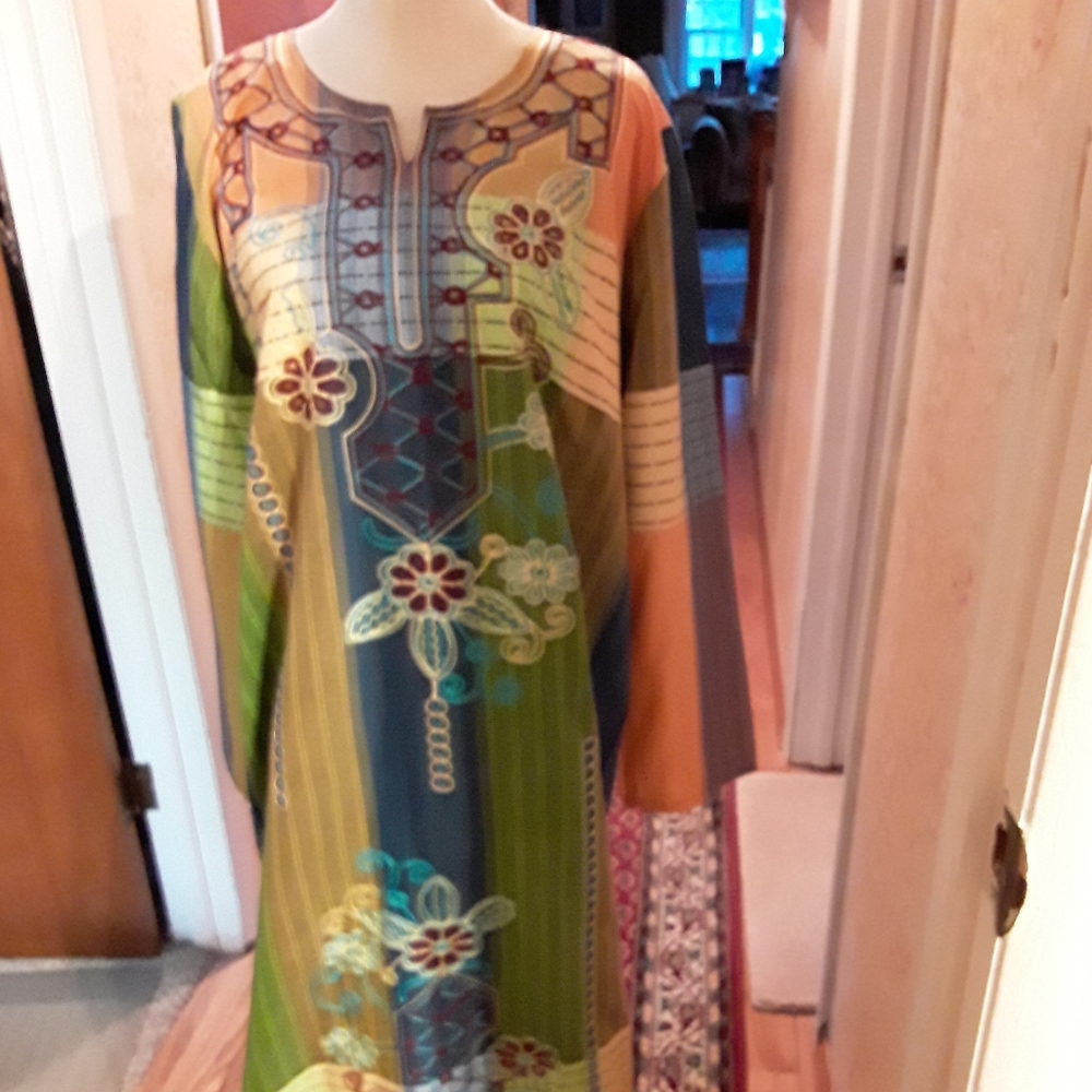 Middle Eastern Dress